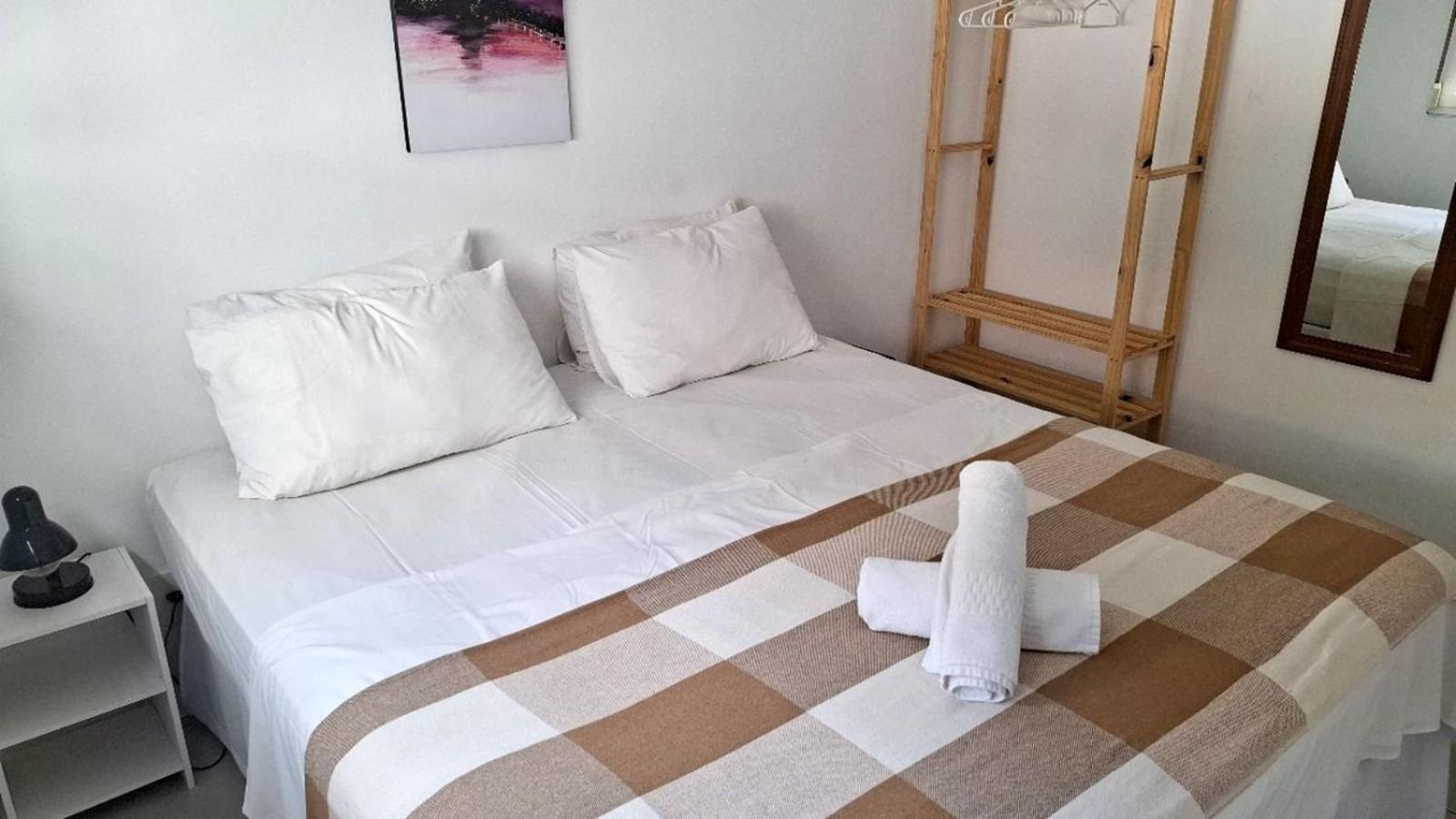 Pousada Fullano _ Entre Copacabana E Ipanema - Suites Privativas Confortaveis! Rio de Janeiro Bagian luar foto
