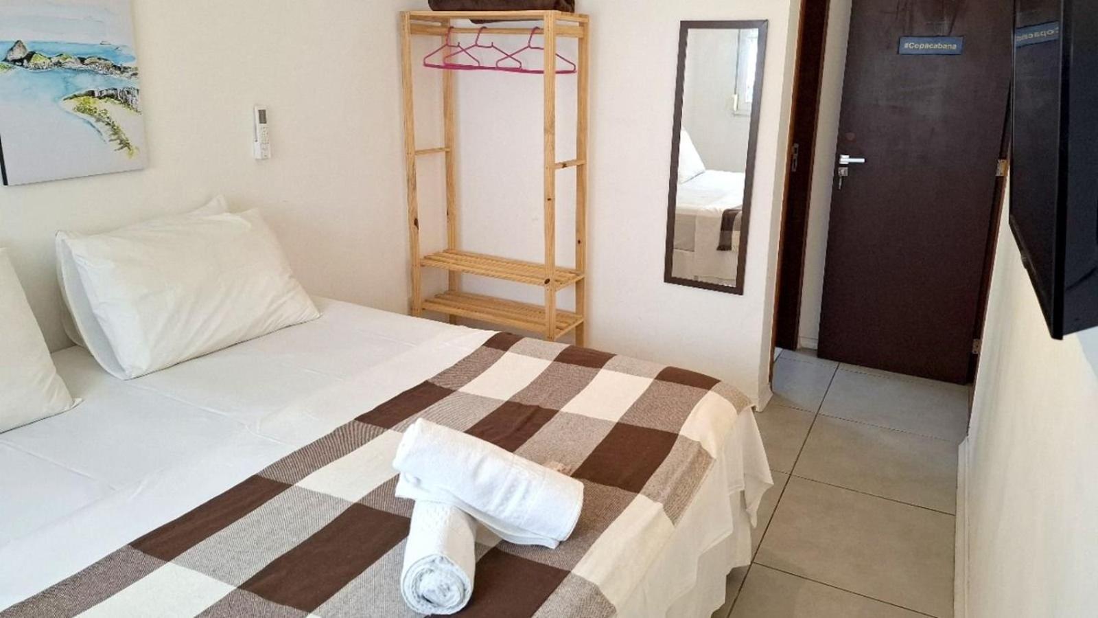 Pousada Fullano _ Entre Copacabana E Ipanema - Suites Privativas Confortaveis! Rio de Janeiro Bagian luar foto